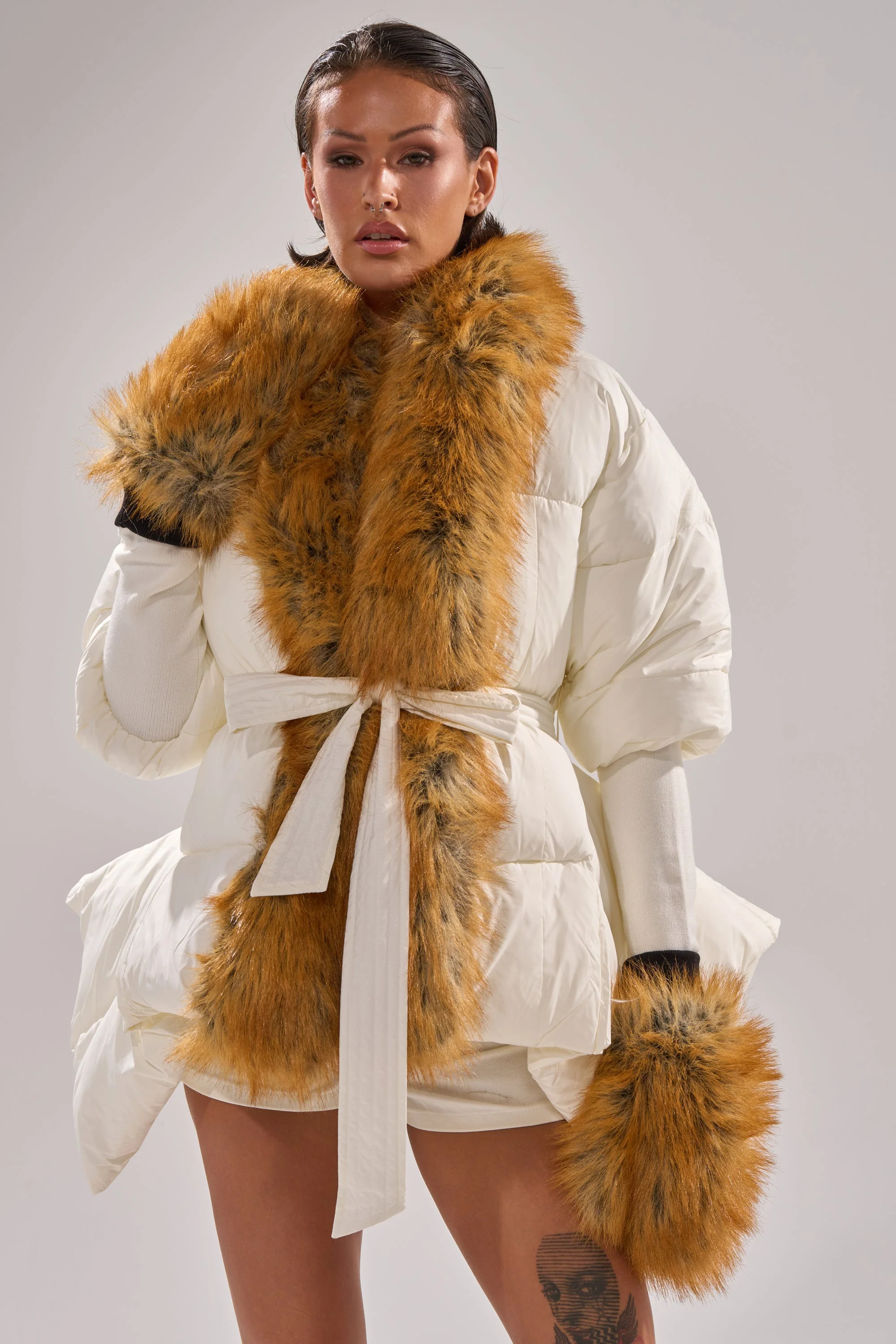 REALLY LIKE THAT FAUX FUR MITTENS - Image 7