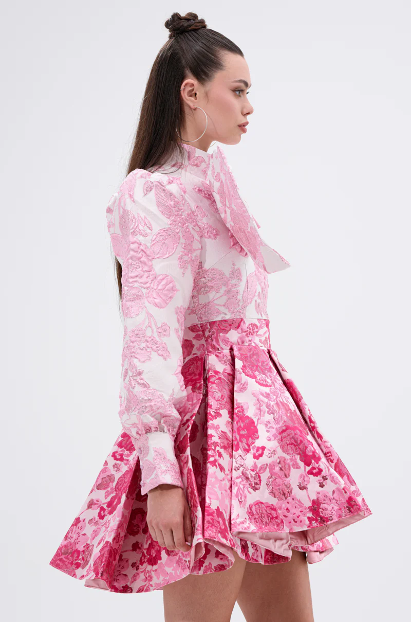 RENAISSANCE TWO-TONE BROCADE MINI DRESS IN PINK - Image 7