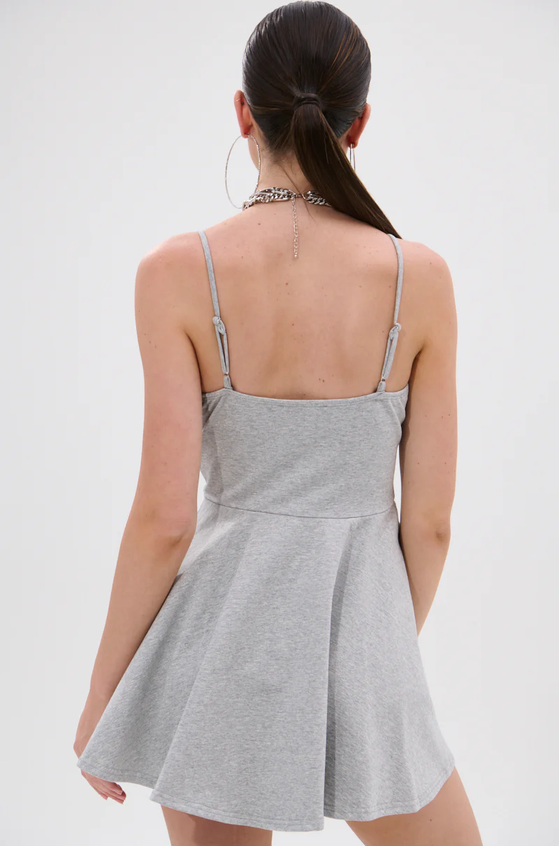 RESORT CASUAL SLEEVELESS ROMPER IN HEATHER GREY - Image 5