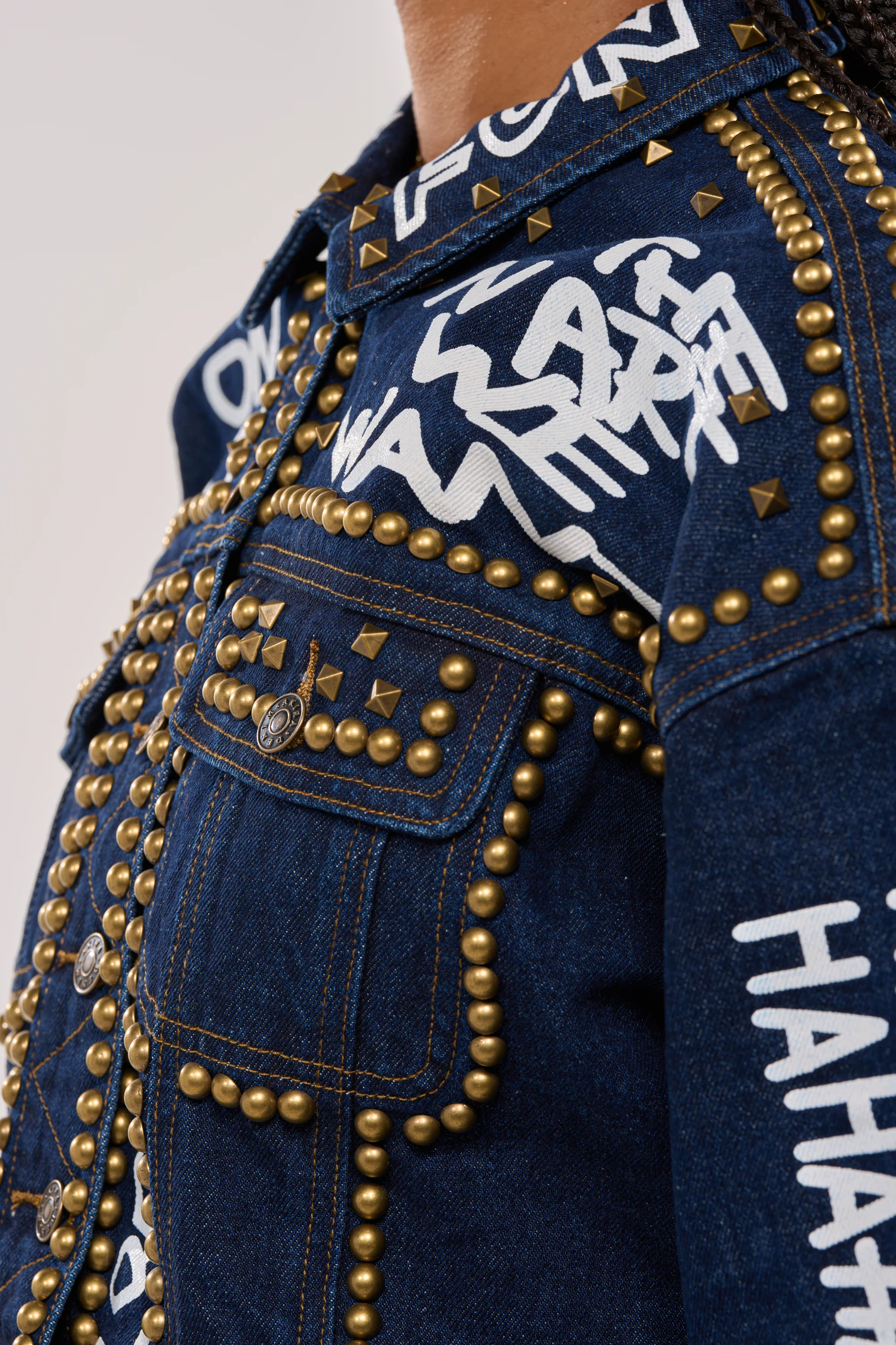 RHYTHM OF THE NIGHT DENIM JACKET IN DARK BLUE - Image 12