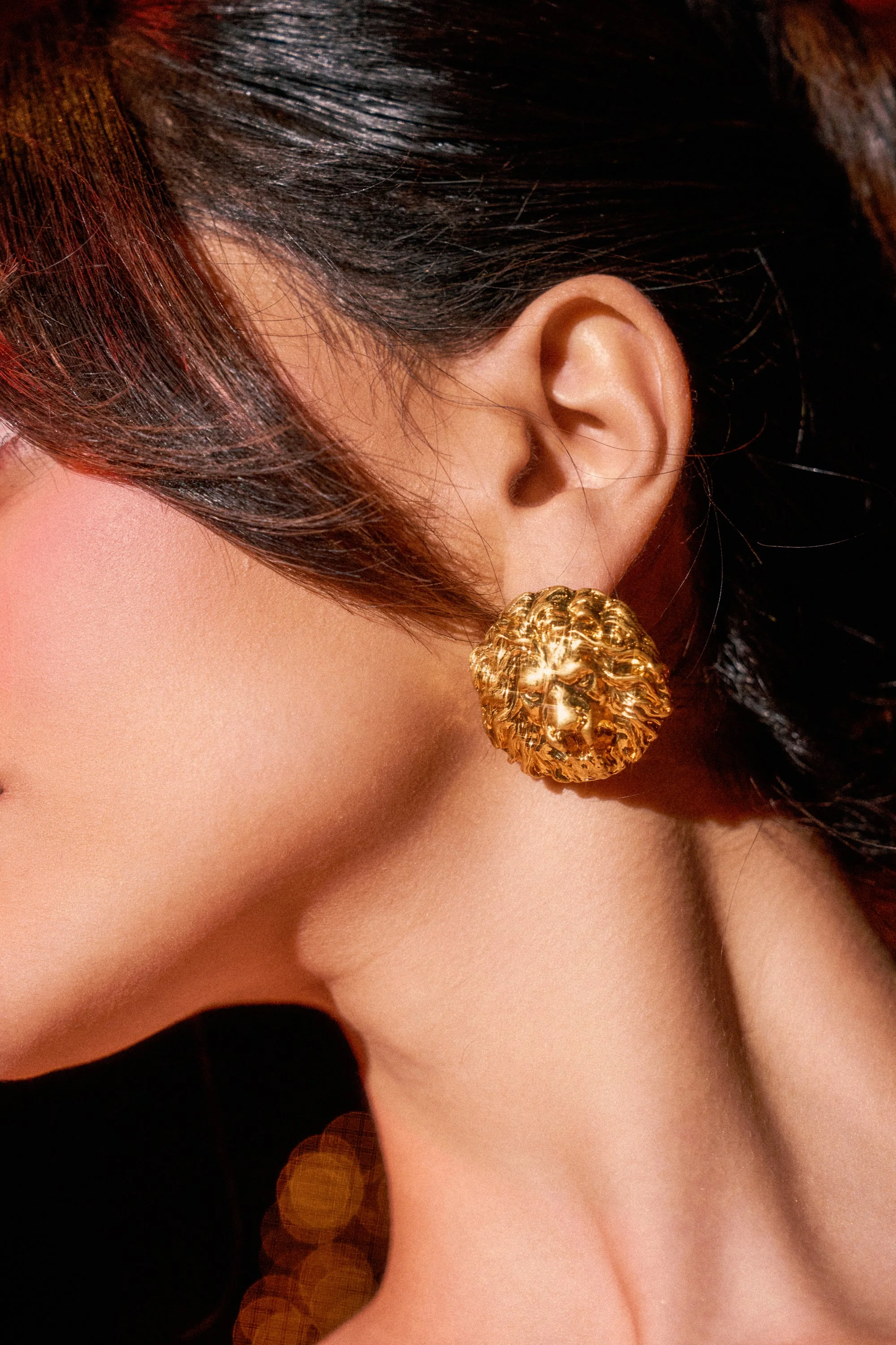 ROAR EARRING