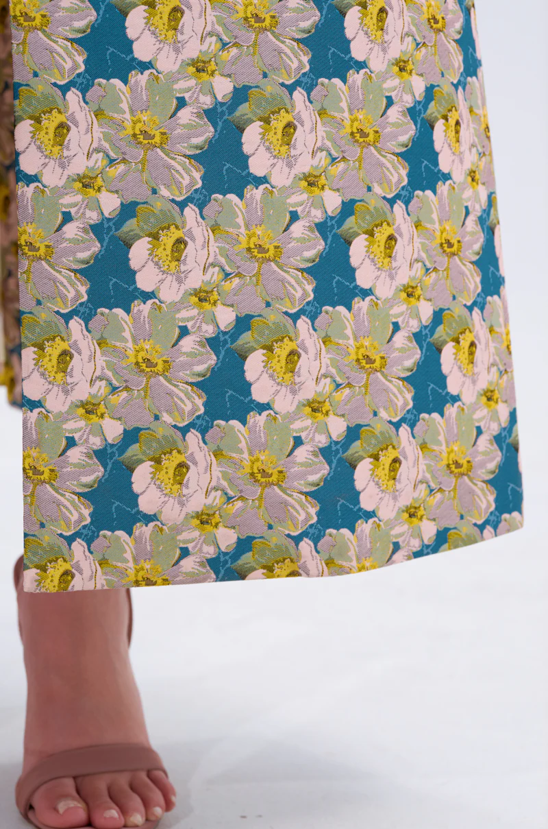 SCARLETT LUXE TRENCH IN BROCADE - Image 6