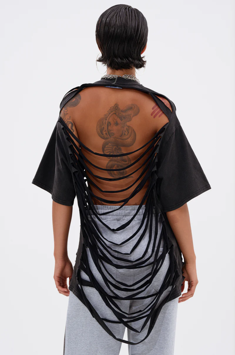 SHAINA DISTRESSED OVERSIZED TEE - Image 4