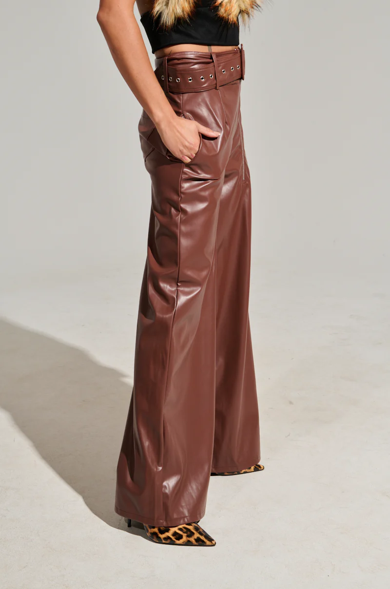 SHAINA FAUX LEATHER TROUSER - Image 4