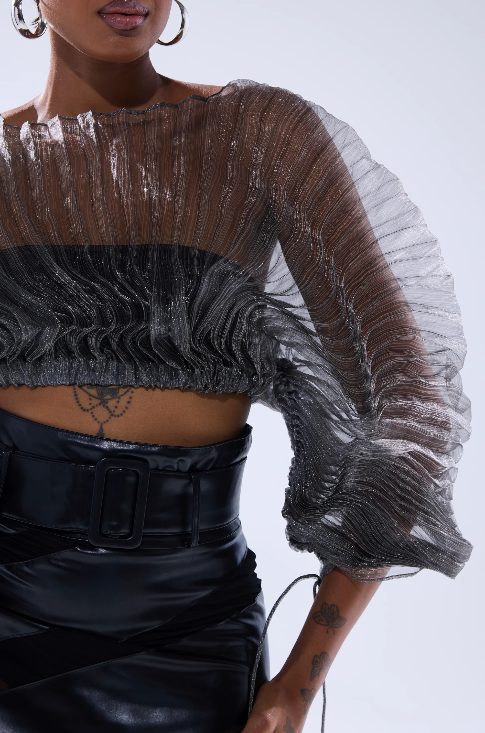 SHEER PLEATED CROP TOP IN GREY - Image 8