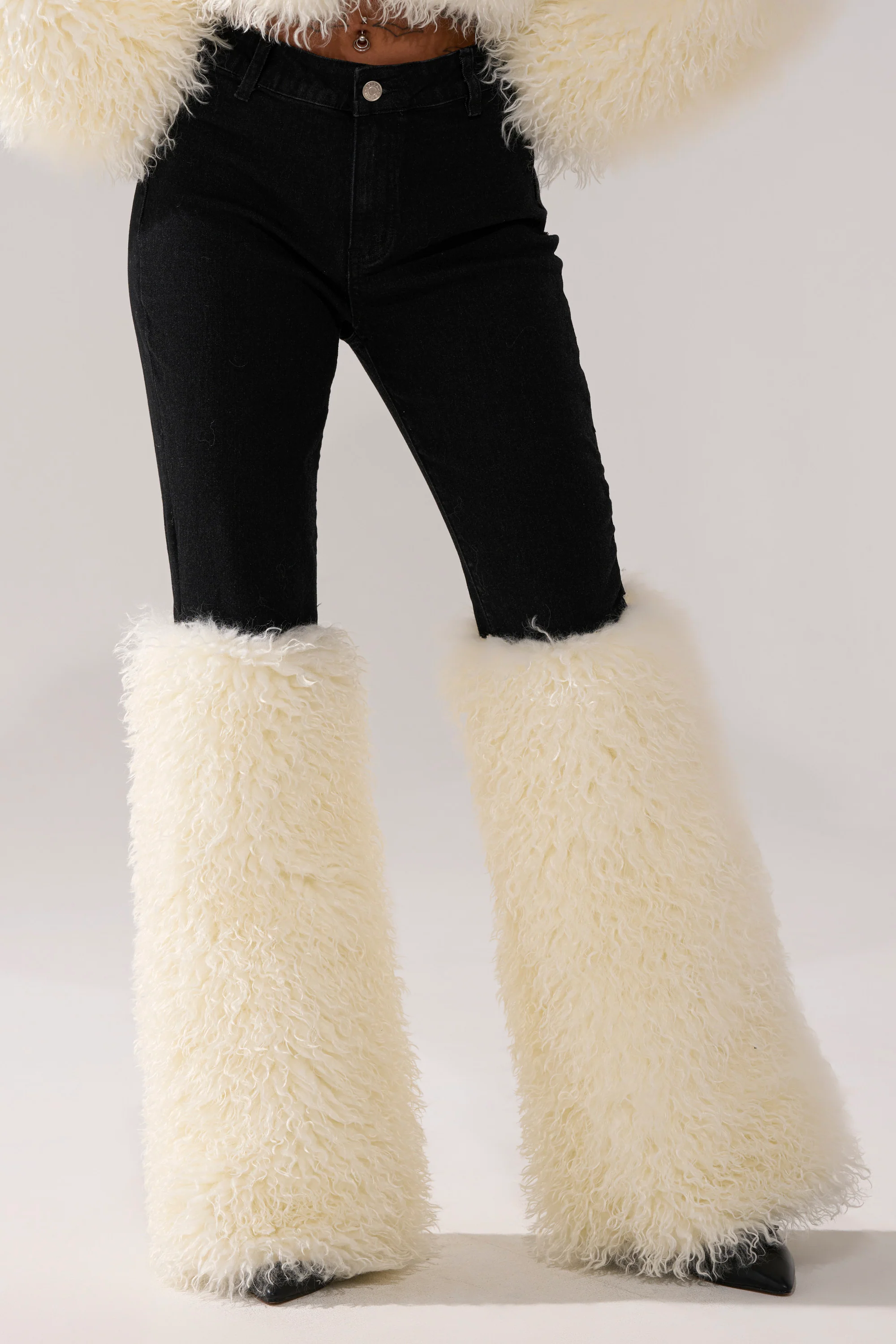 SITTING PRETTY FUR TRIM DENIM - Image 2
