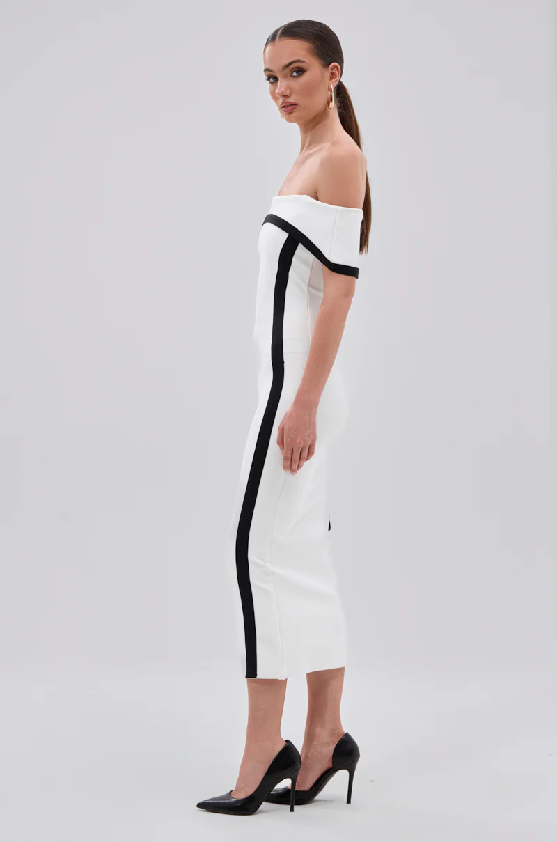 SLEEK AND CHIC BANDAGE MIDI DRESS - Image 3