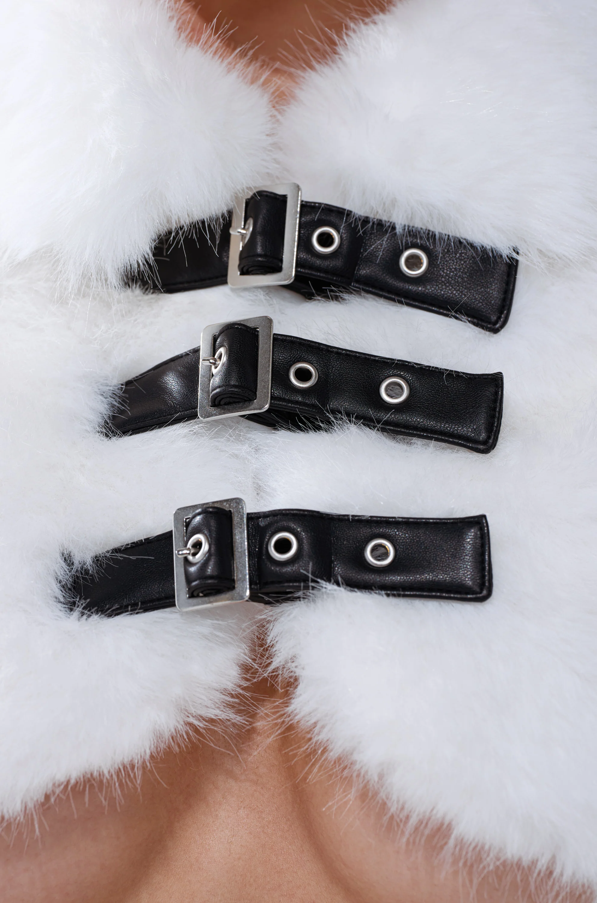 SNOW WHITE CROP FUR SWEATER - Image 7