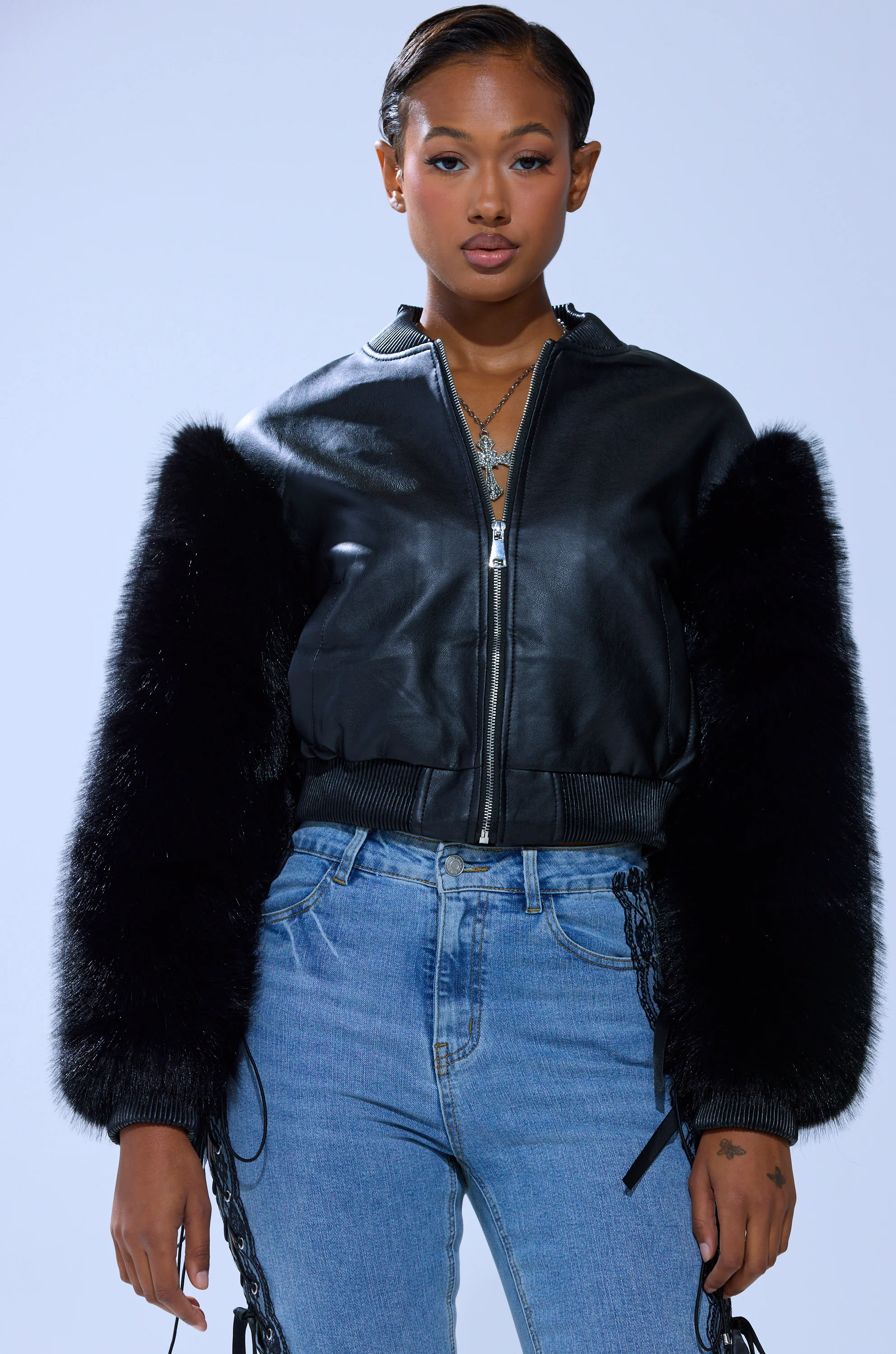 SO GOOD IT HURTS FUR SLEEVE BOMBER IN BLACK - Image 4
