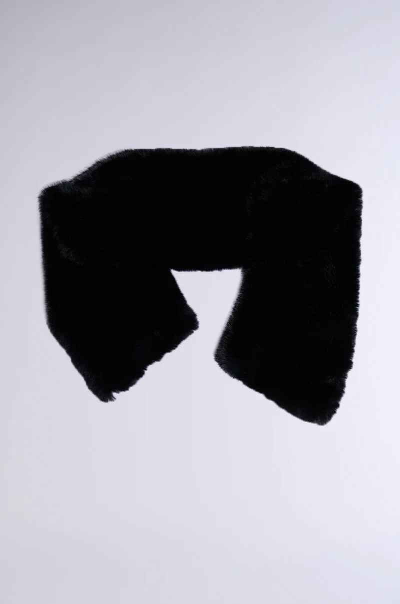 SOFT LIFE FAUX FUR SCARF - Image 4