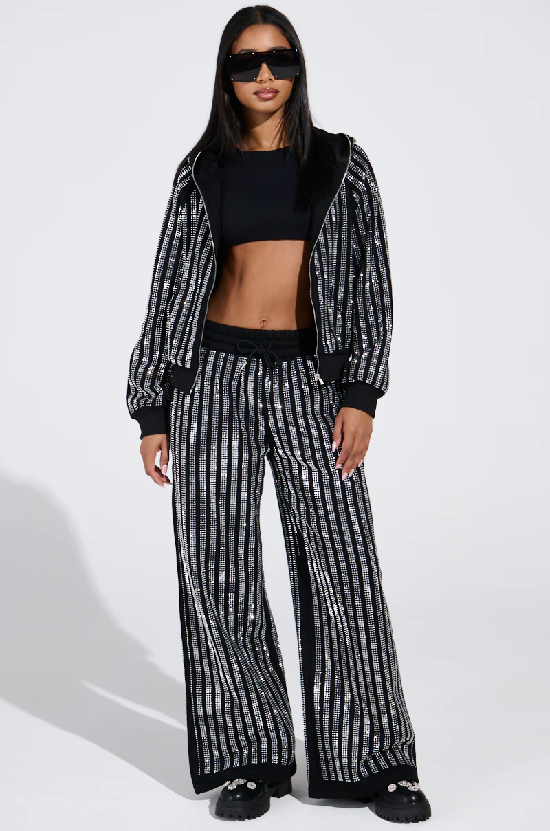 SPARKLE QUEEN ZIP UP SWEATSHIRT - Image 6