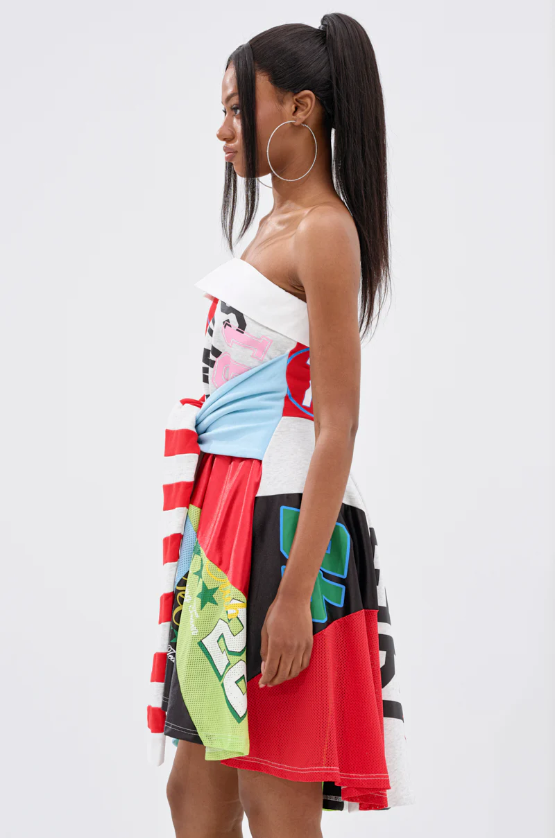 STAND OUT GRAPHIC MINI DRESS - Image 6