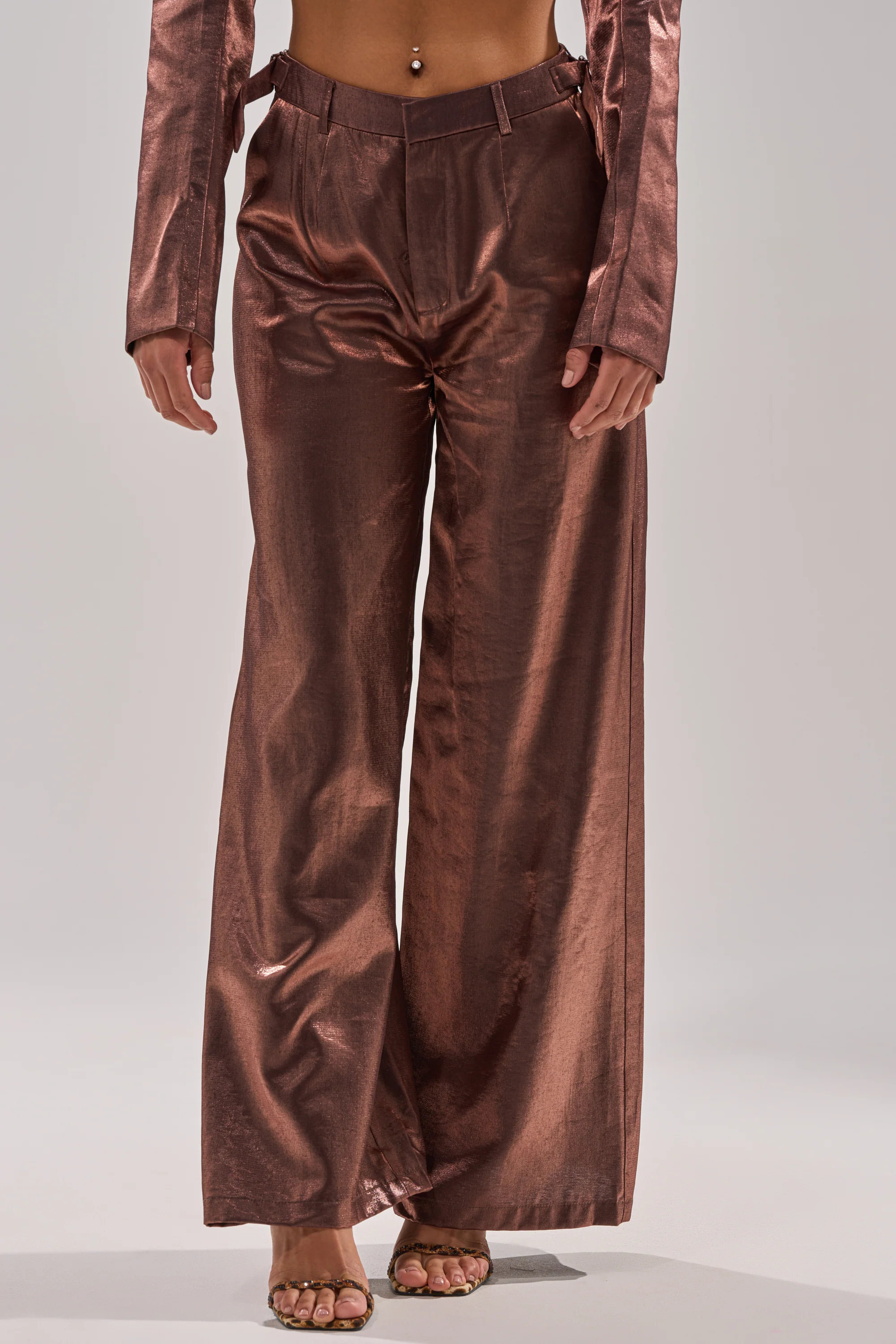 STAY CLOSE IRIDESCENT TROUSER - Image 3