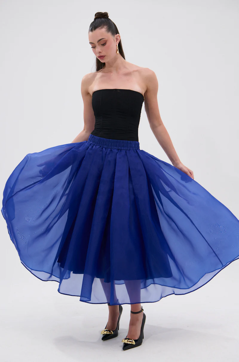STAY CLOSE TO ME MIDI SKIRT IN BLUE - Image 5