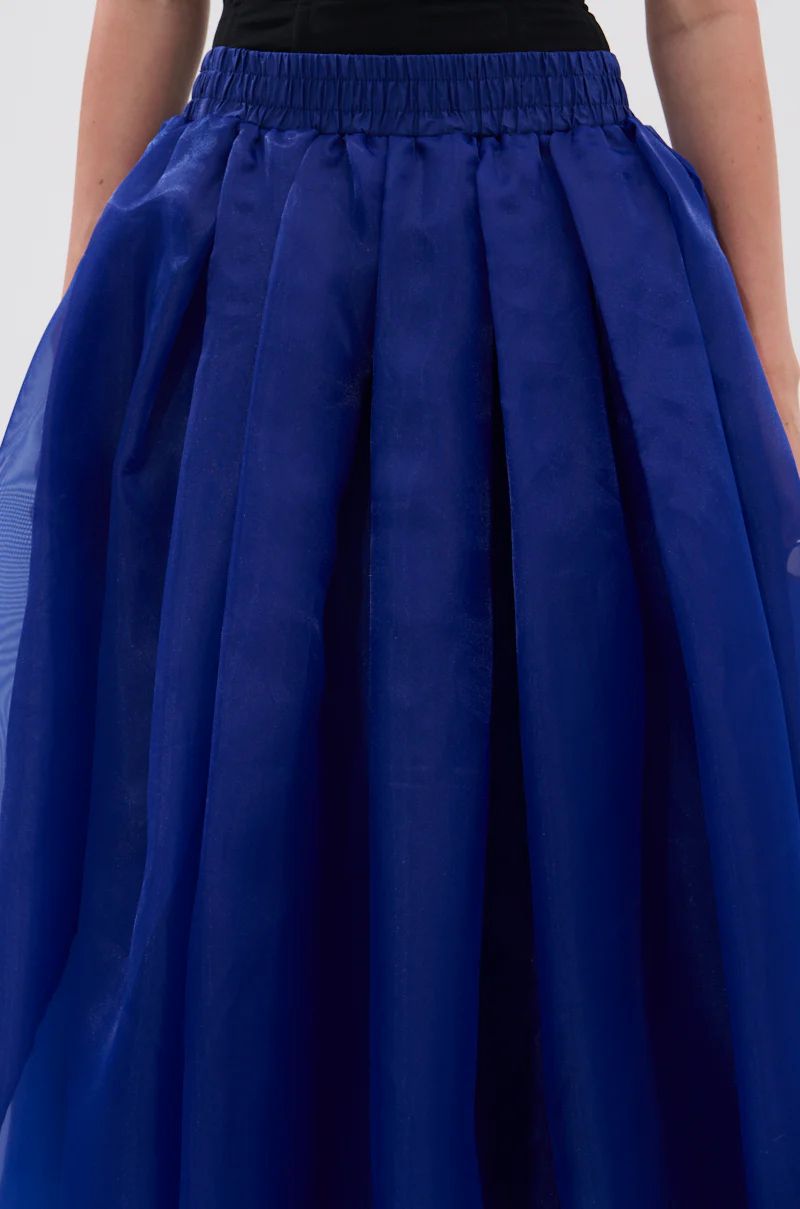 STAY CLOSE TO ME MIDI SKIRT IN BLUE - Image 8