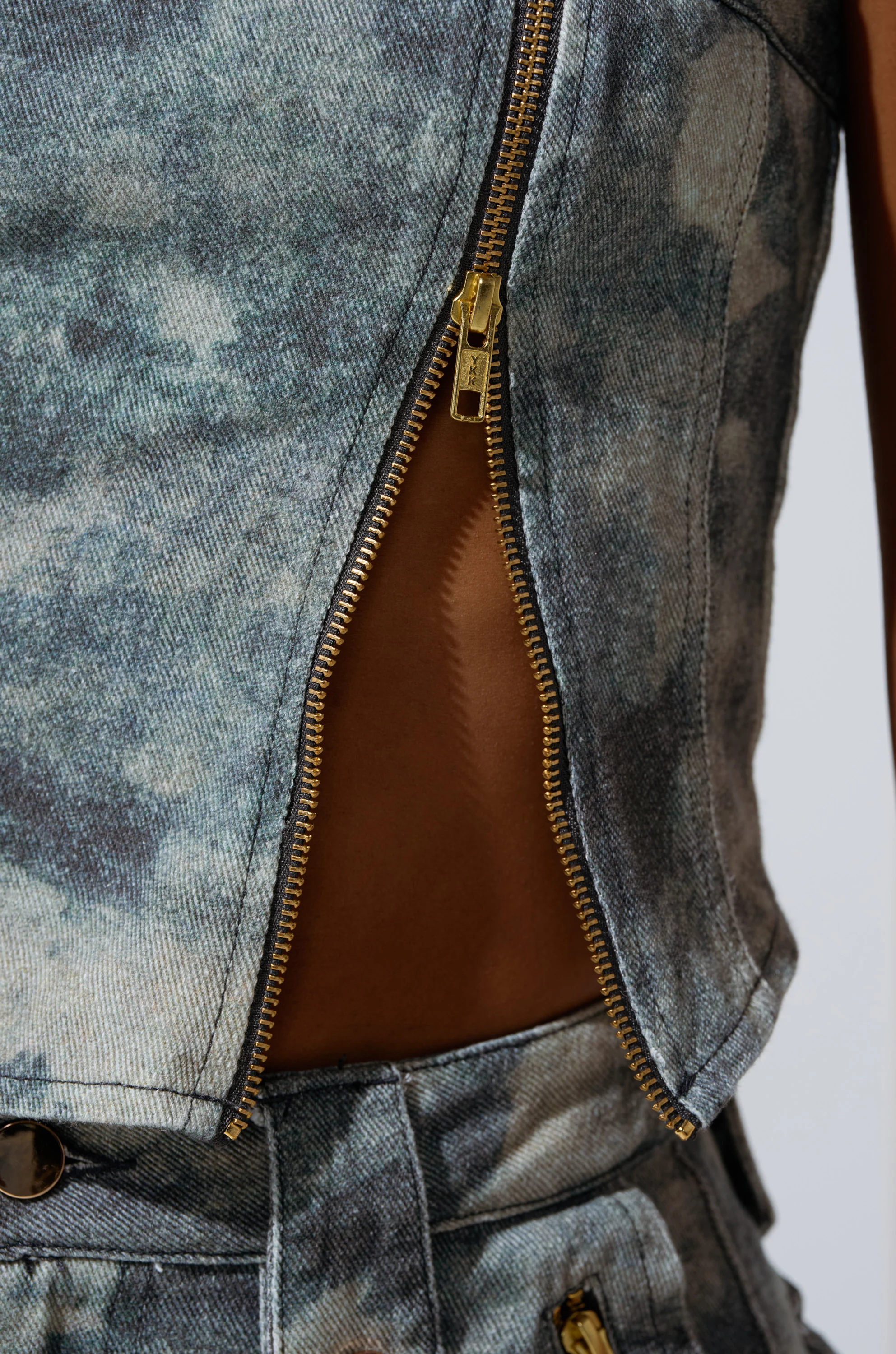STEPH CAMO DENIM CORSET - Image 8