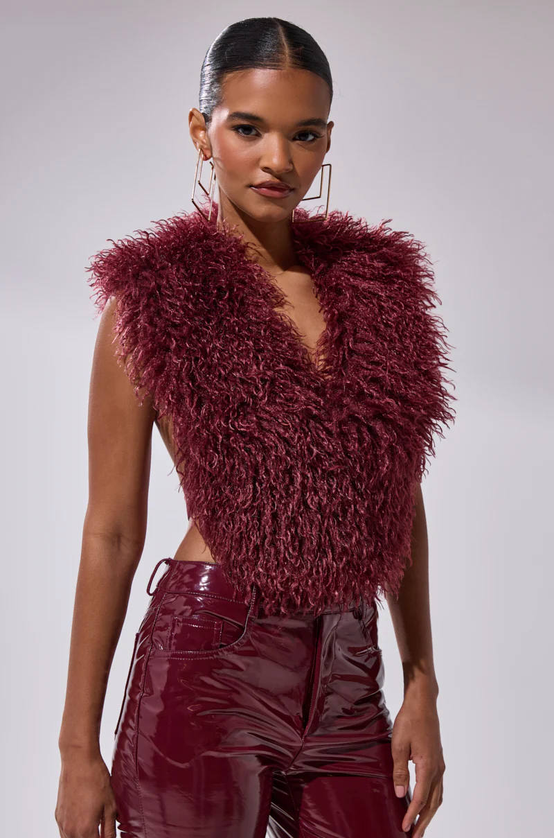 TARA FAUX FUR HALTER TOP - Image 4