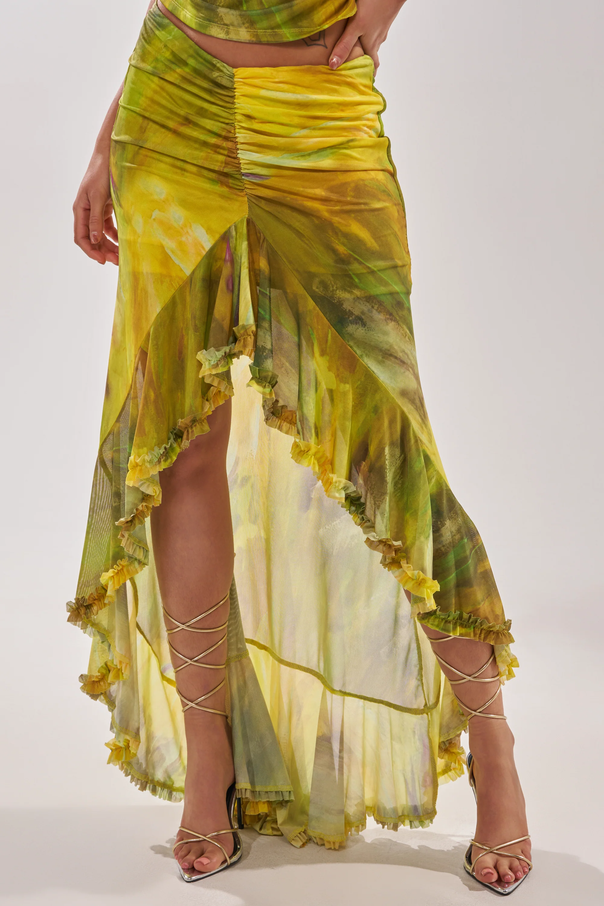 TELL ME MORE HIGH LOW SKIRT IN YELLOW - Image 3