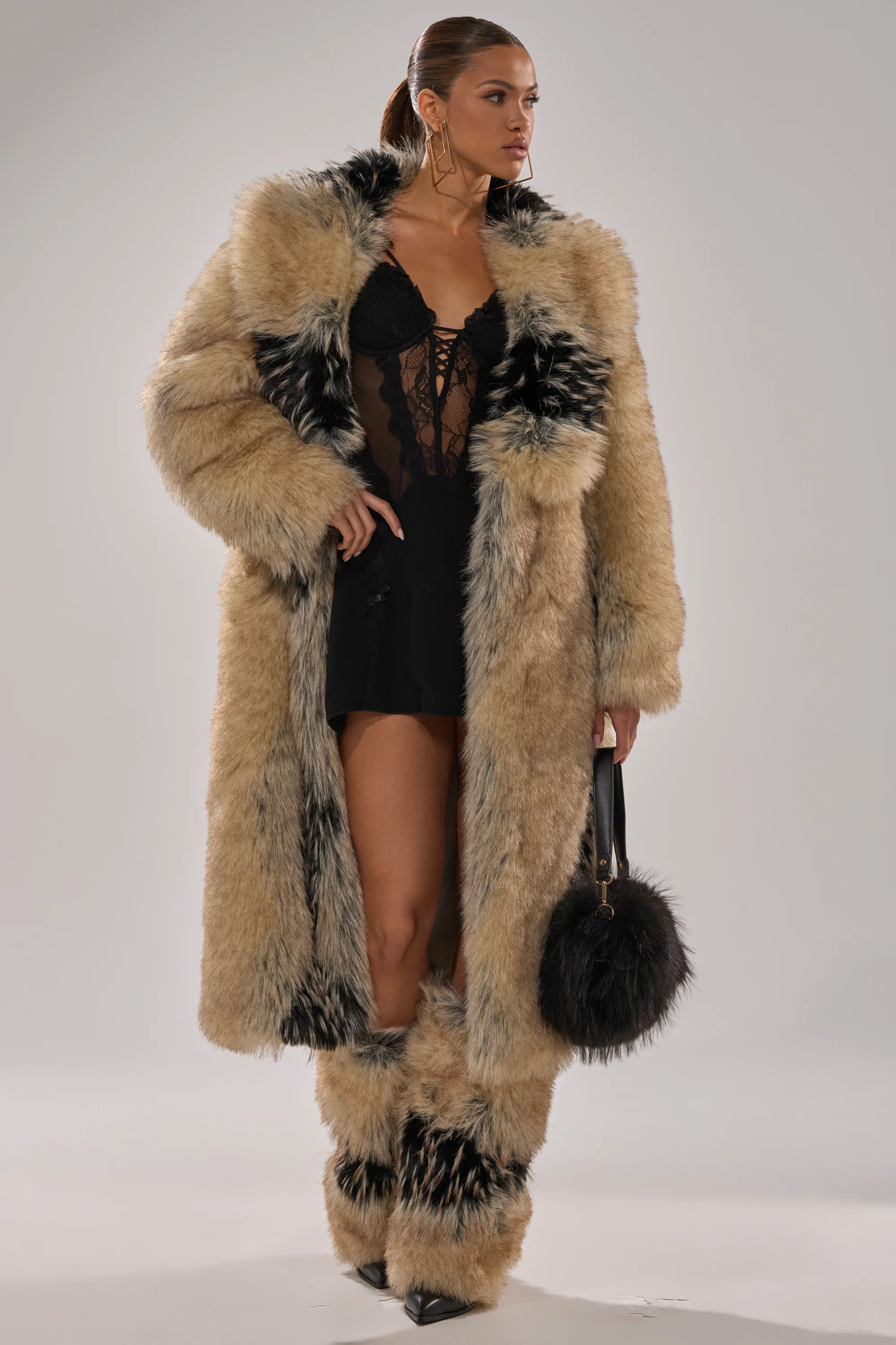 TELLURIDE FAUX FUR IN TAN - Image 2