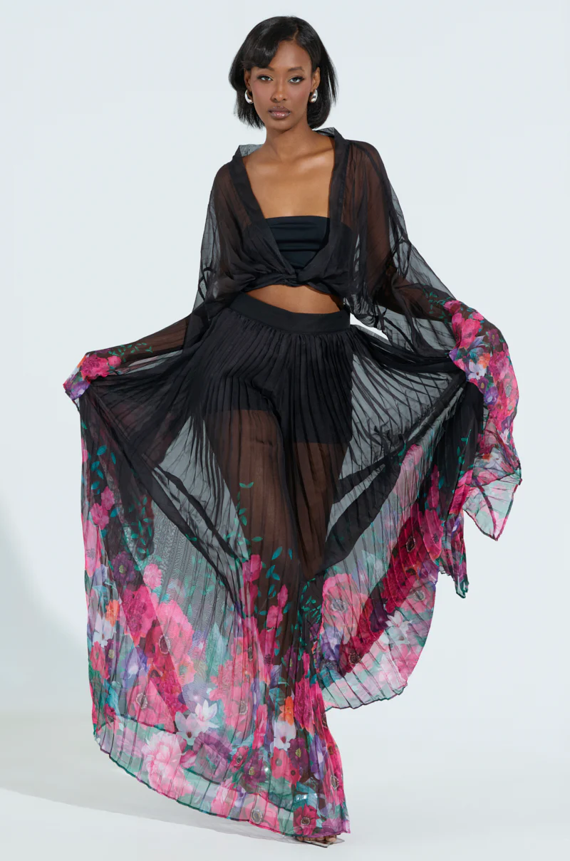 THE JULIE BLOUSE - Image 11