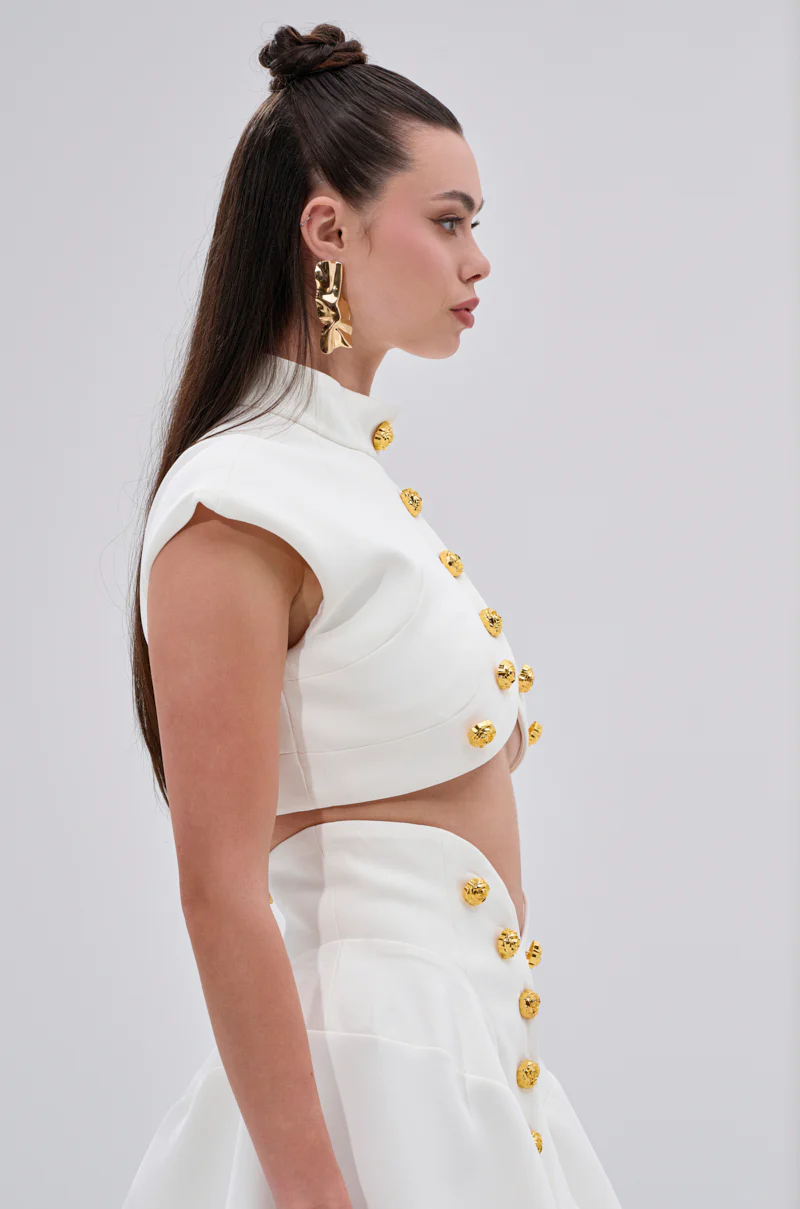 THINK ABOUT ME SLEEVELESS BLOUSE IN WHITE - Image 4
