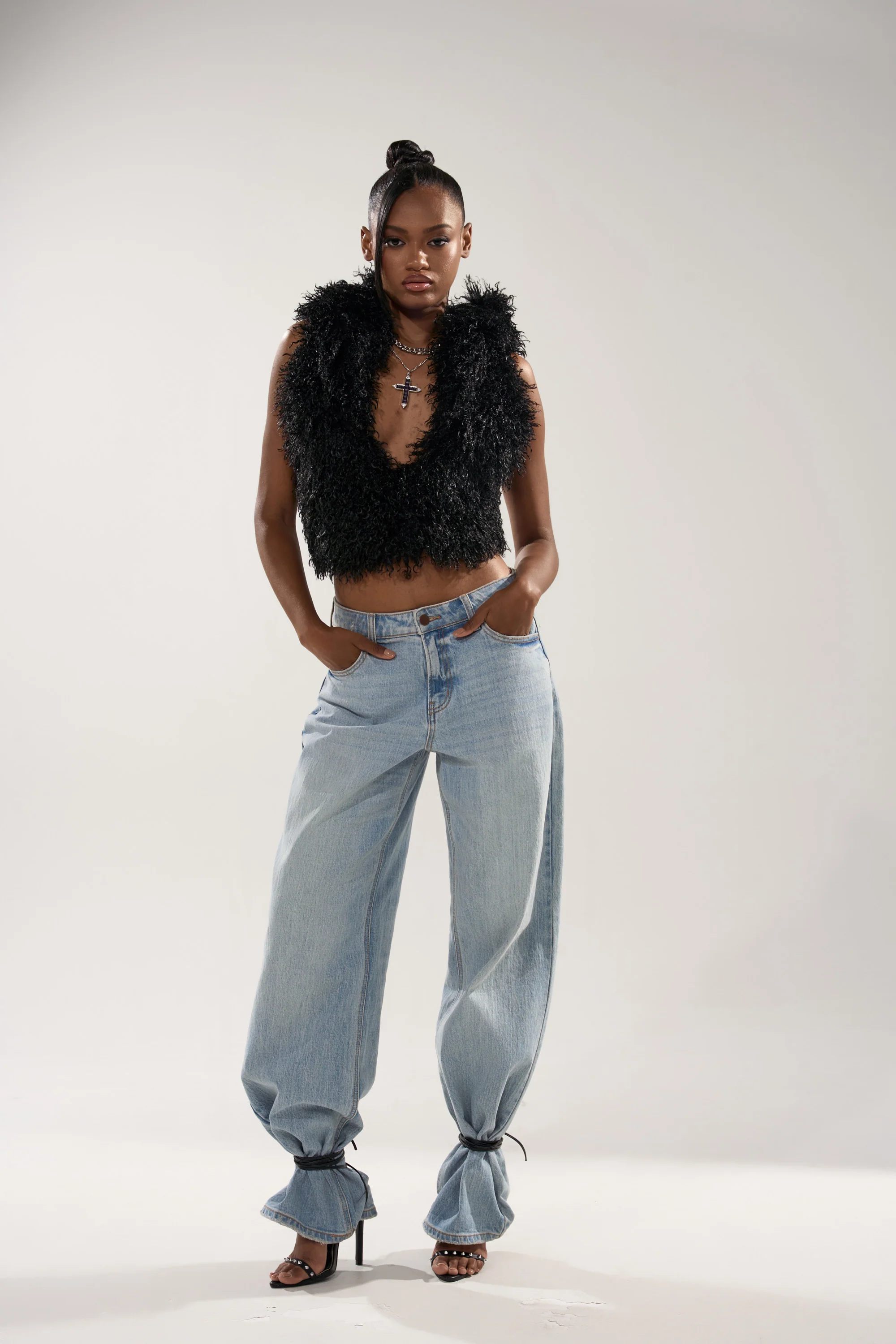 THINK ABOUT YOU ALL THE TIME FUR BLOUSE IN BLACK - Image 9
