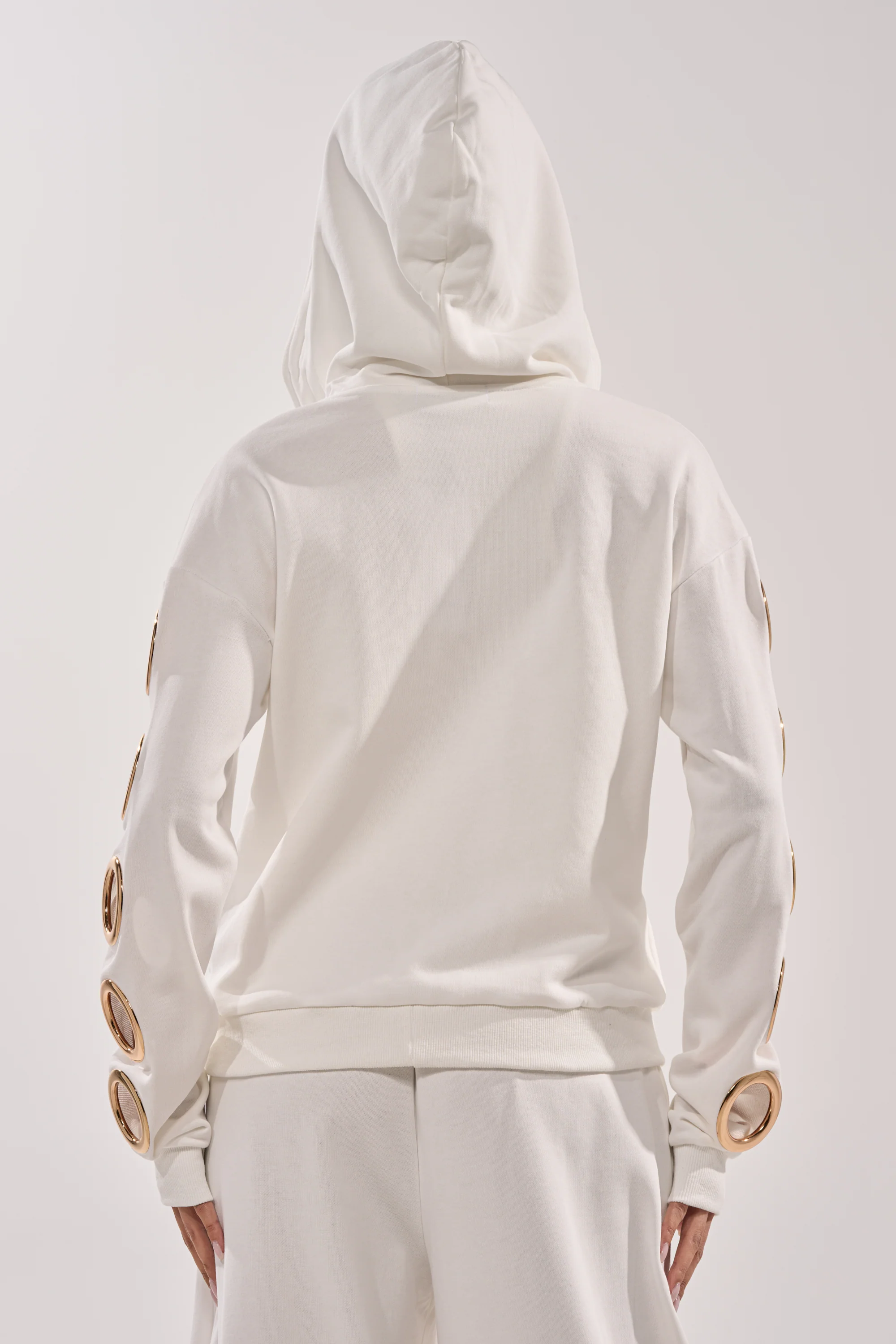 THROUGH THE NIGHT SWEATSHIRT WITH HOLES IN WHITE - Image 5