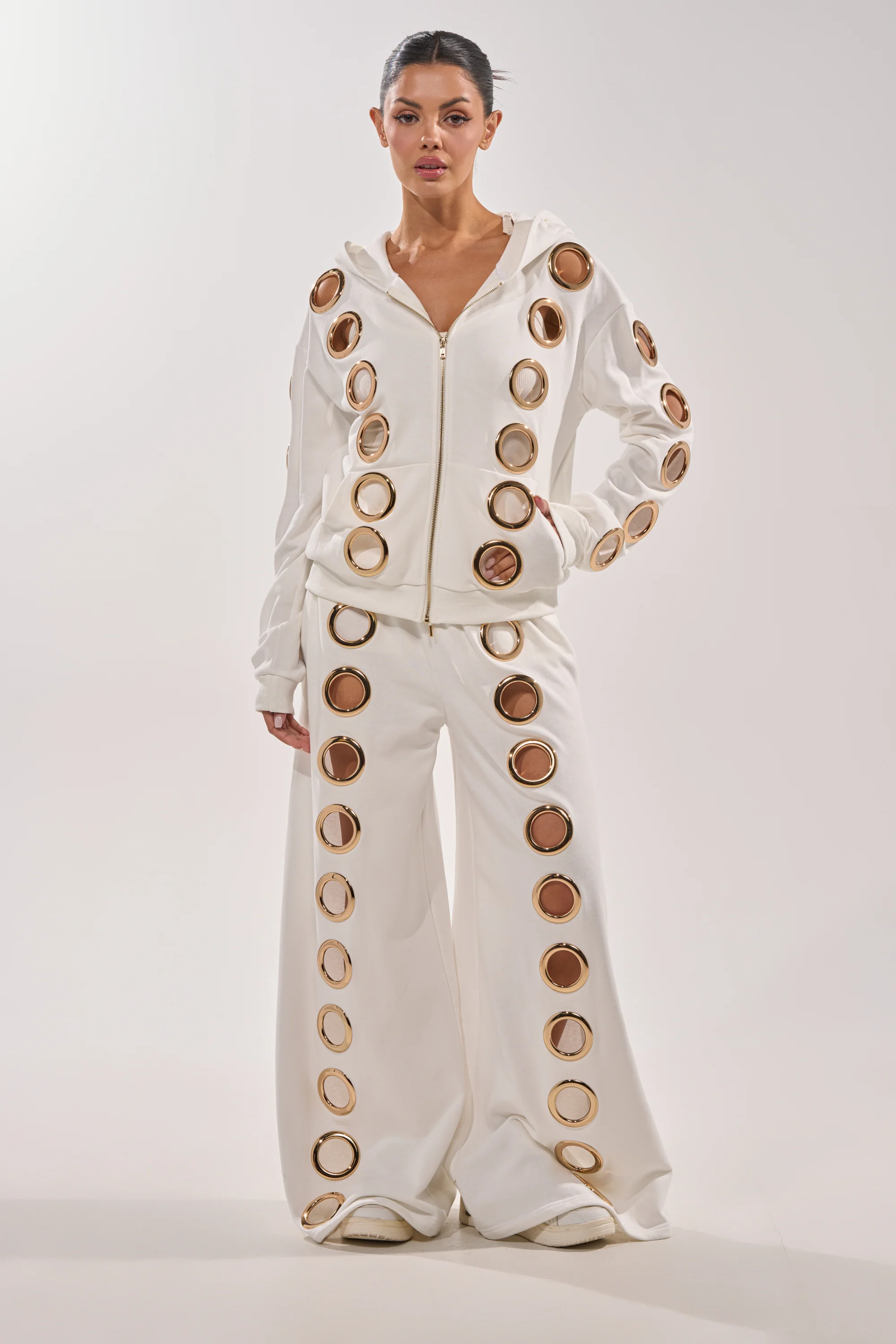 THROUGH THE NIGHT SWEATSHIRT WITH HOLES IN WHITE - Image 6