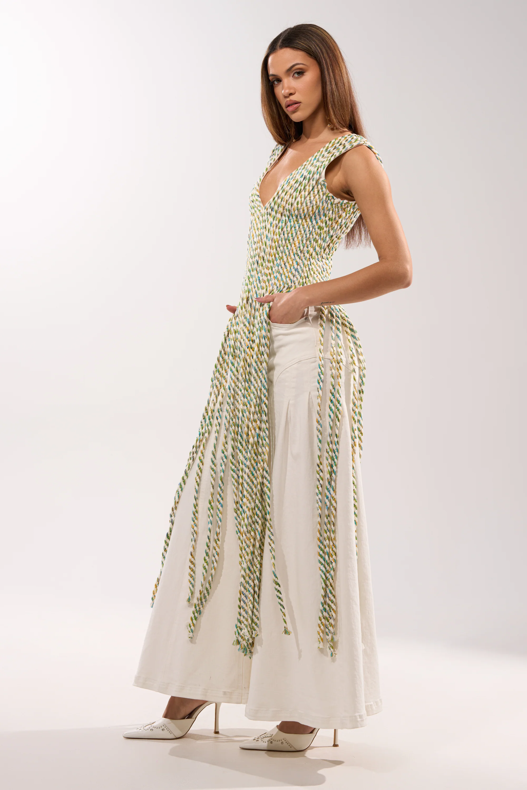 TIED DOWN V-NECK ROPE TOP - Image 5