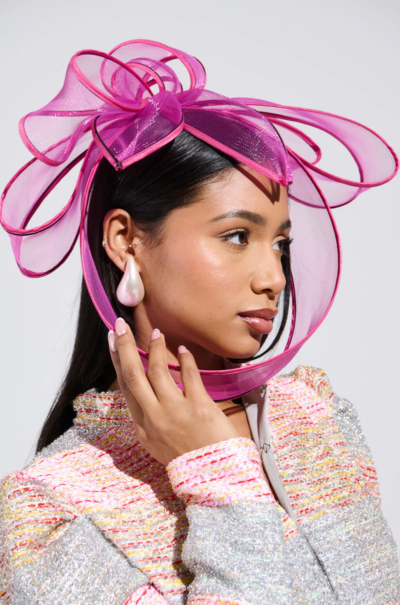 TO THE RACES FASCINATOR IN PINK - Image 2