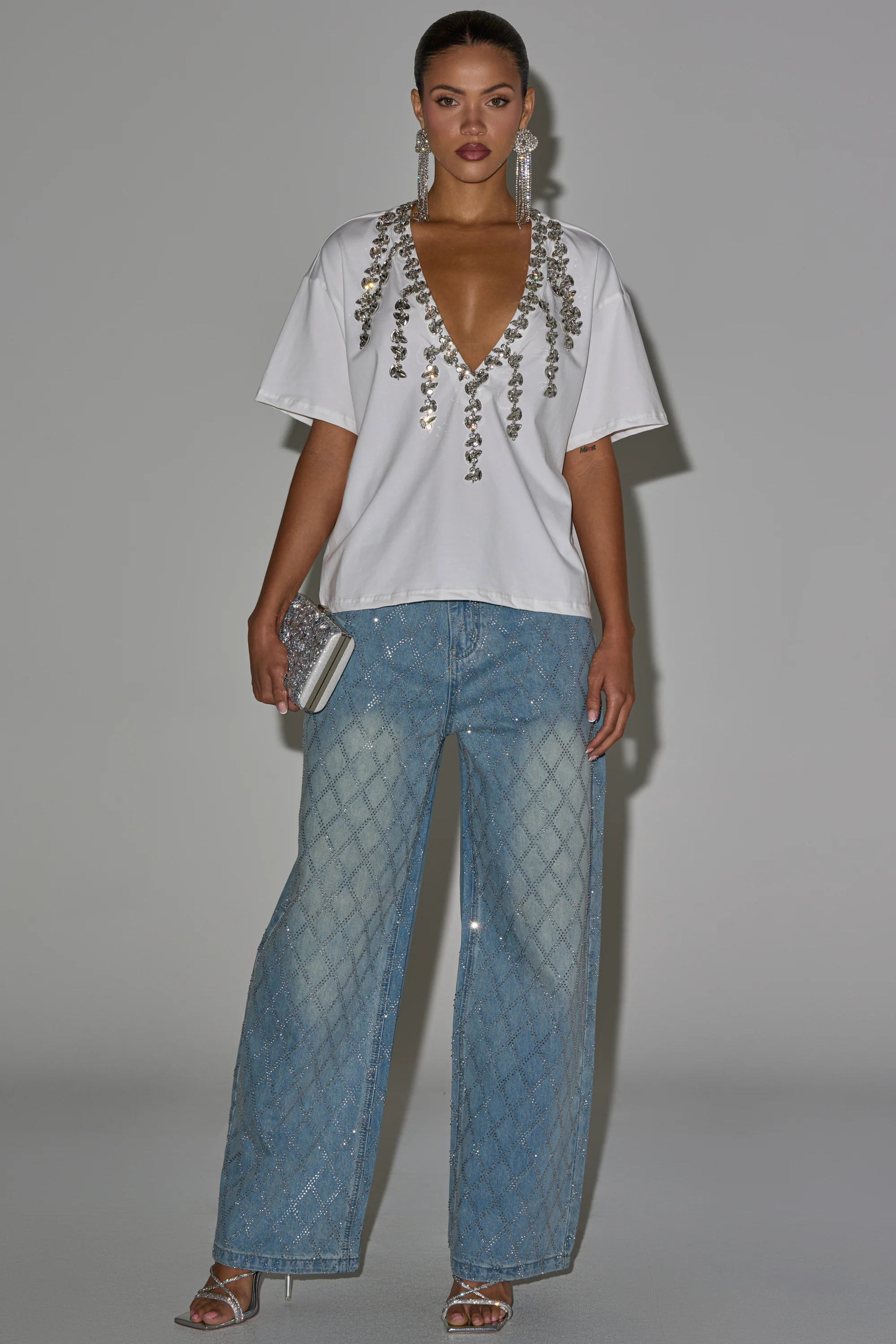 TOO DEEP RHINESTONE TEE - Image 7