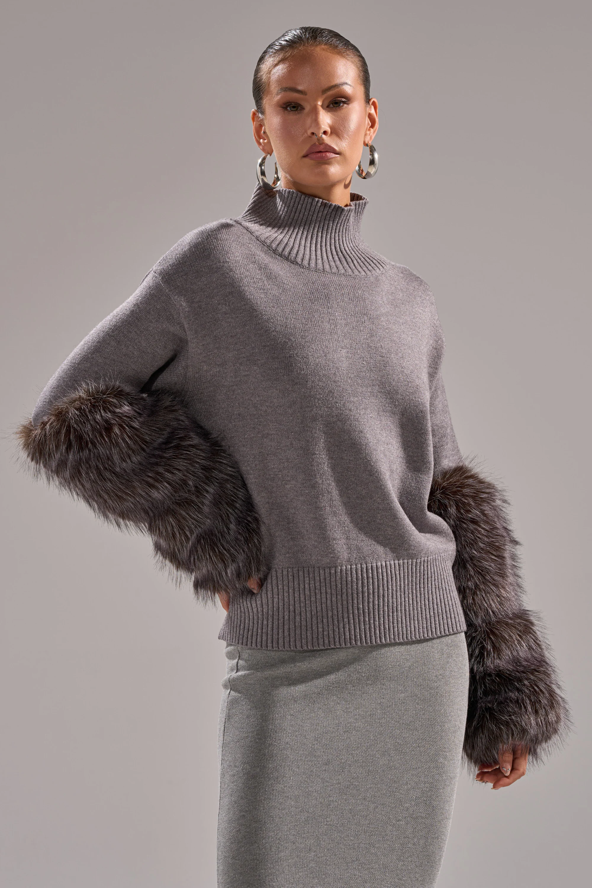TOUCH ME SWEATER WITH FUR CUFFS - Image 2