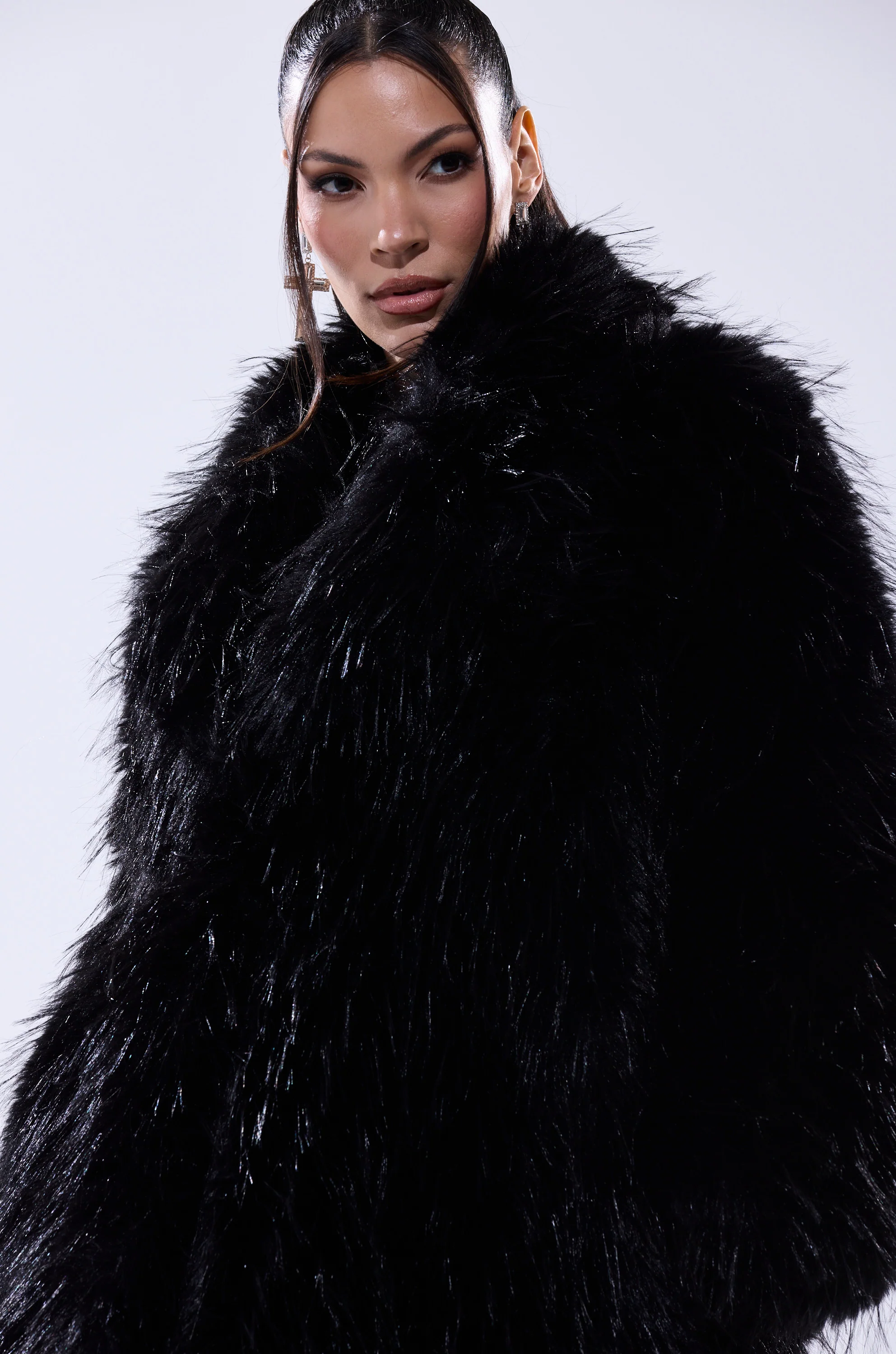 TSUNAMI FAUX FUR COAT IN BLACK - Image 14