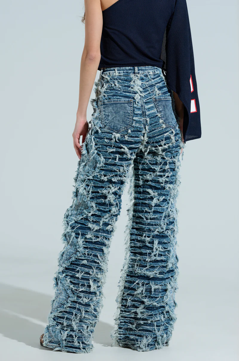 TURN AROUND DISTRESSED DENIM PANT - Image 4