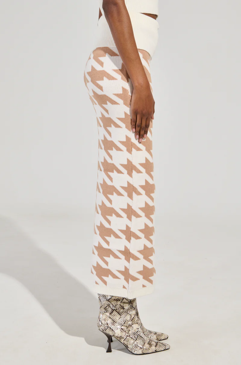 TYPE OF LOVE MAXI SKIRT - Image 4