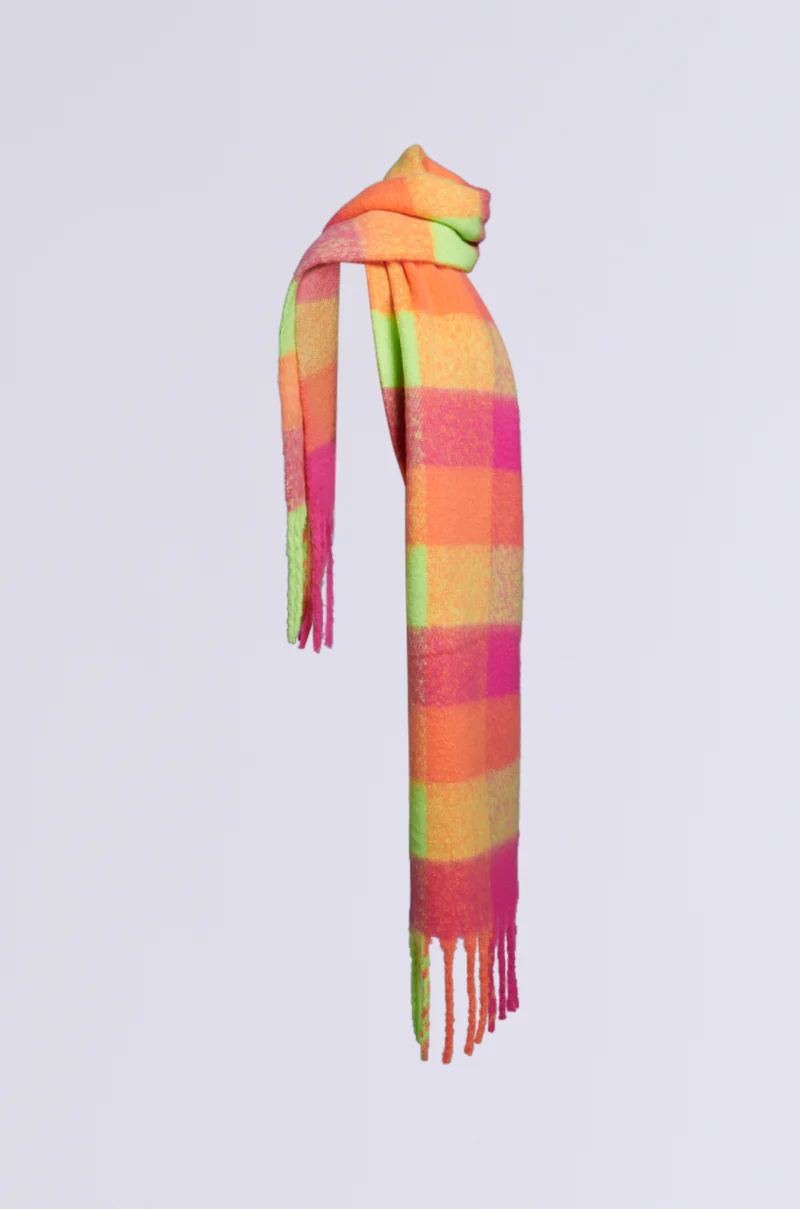 UNDER THE SUN PLAID SCARF - Image 5
