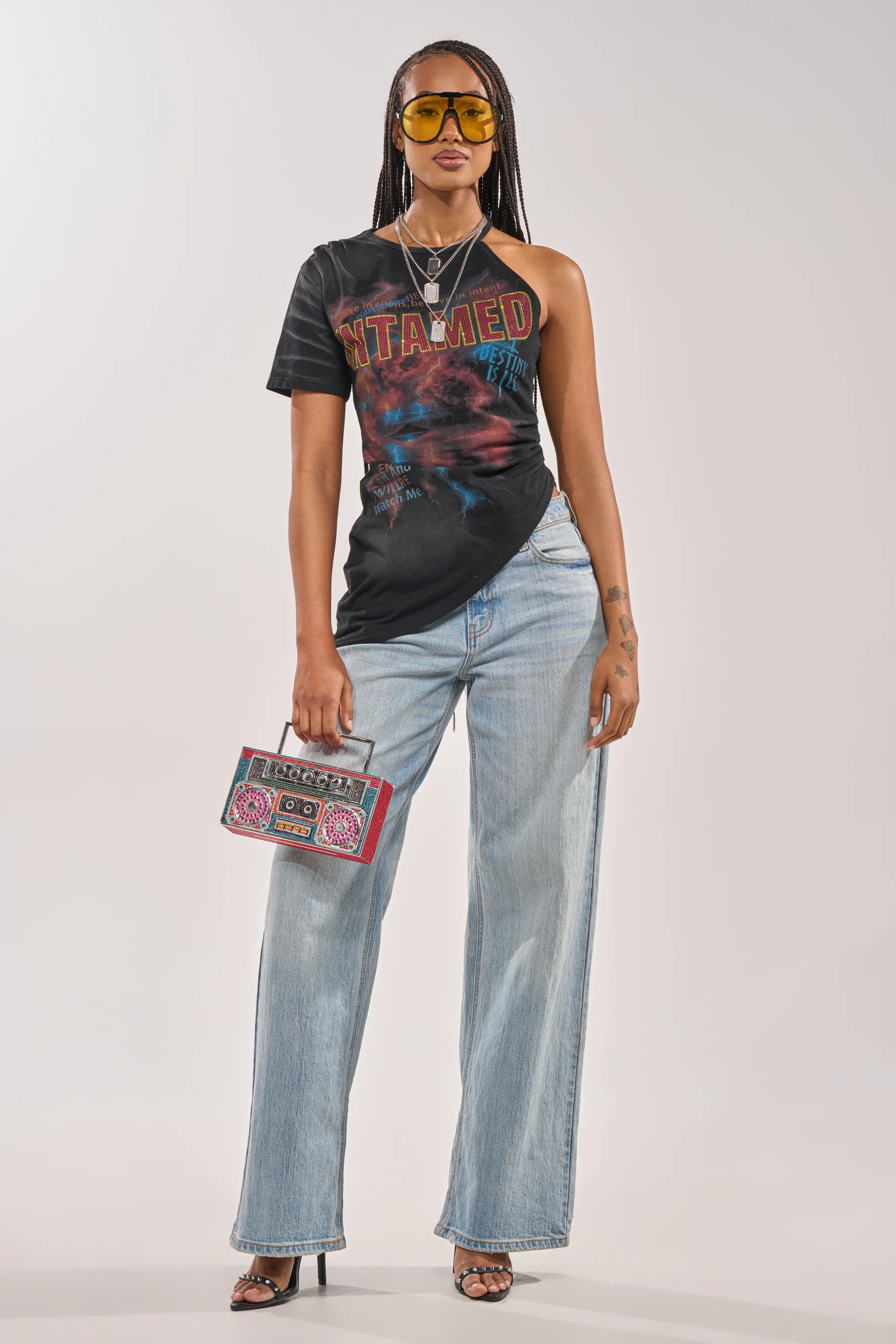 UNTAMED SINGLE SLEEVE ASYMMETRICAL TEE - Image 9