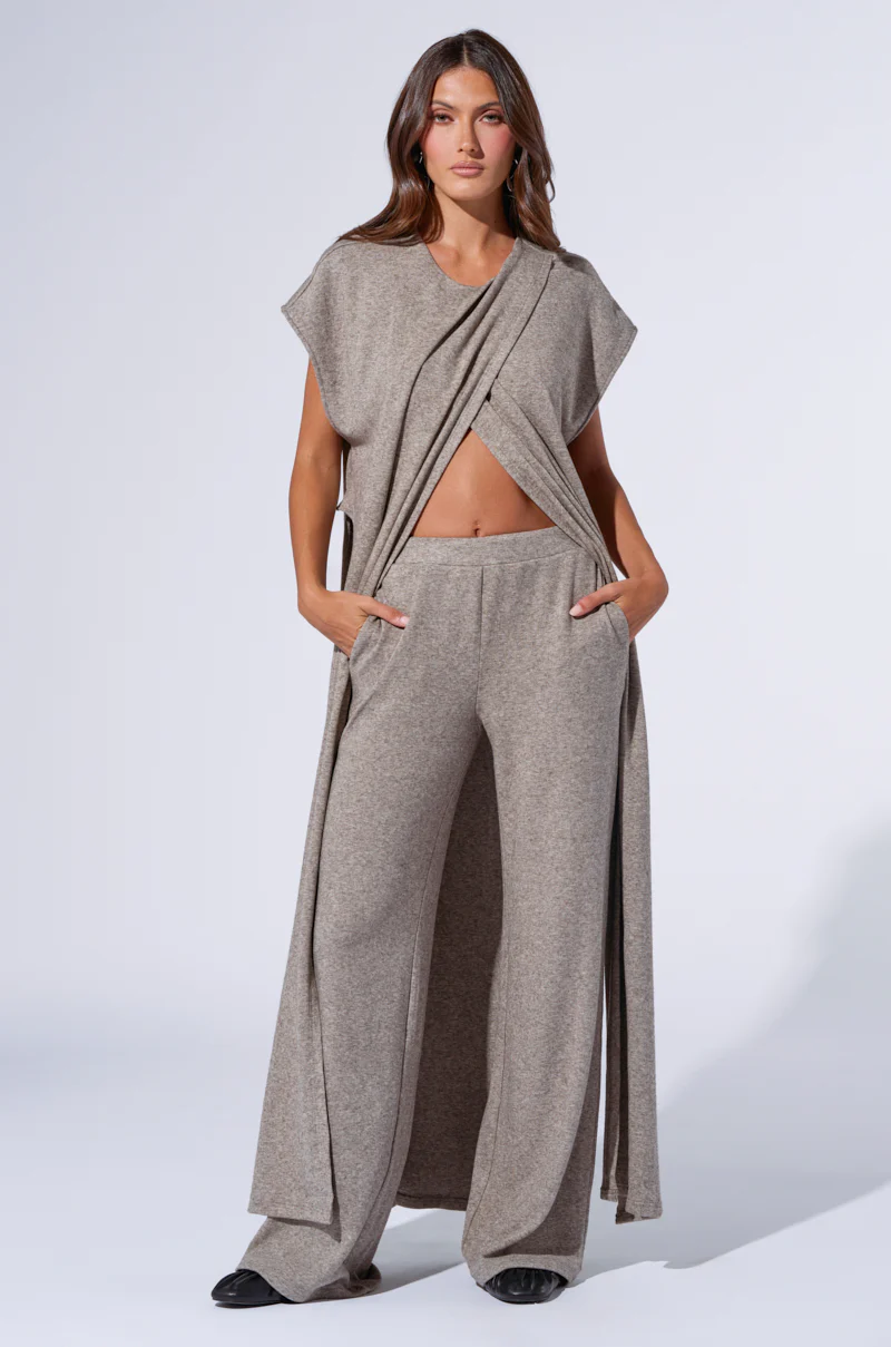 VIBE OUT LONG KNIT SWEATER IN GREY - Image 3