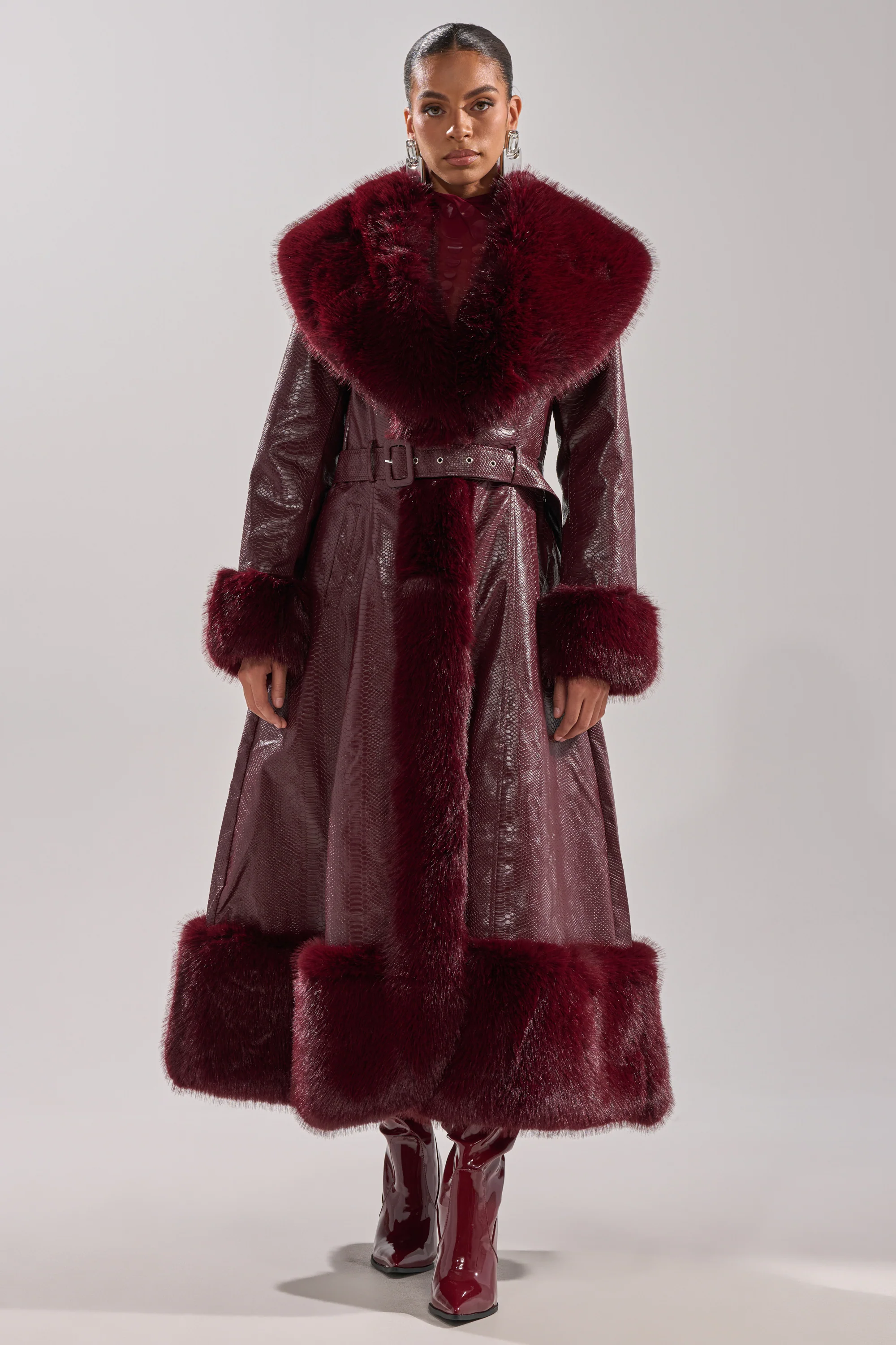 VIVIAN FUR TRIM TRENCH IN BURGUNDY - Image 4