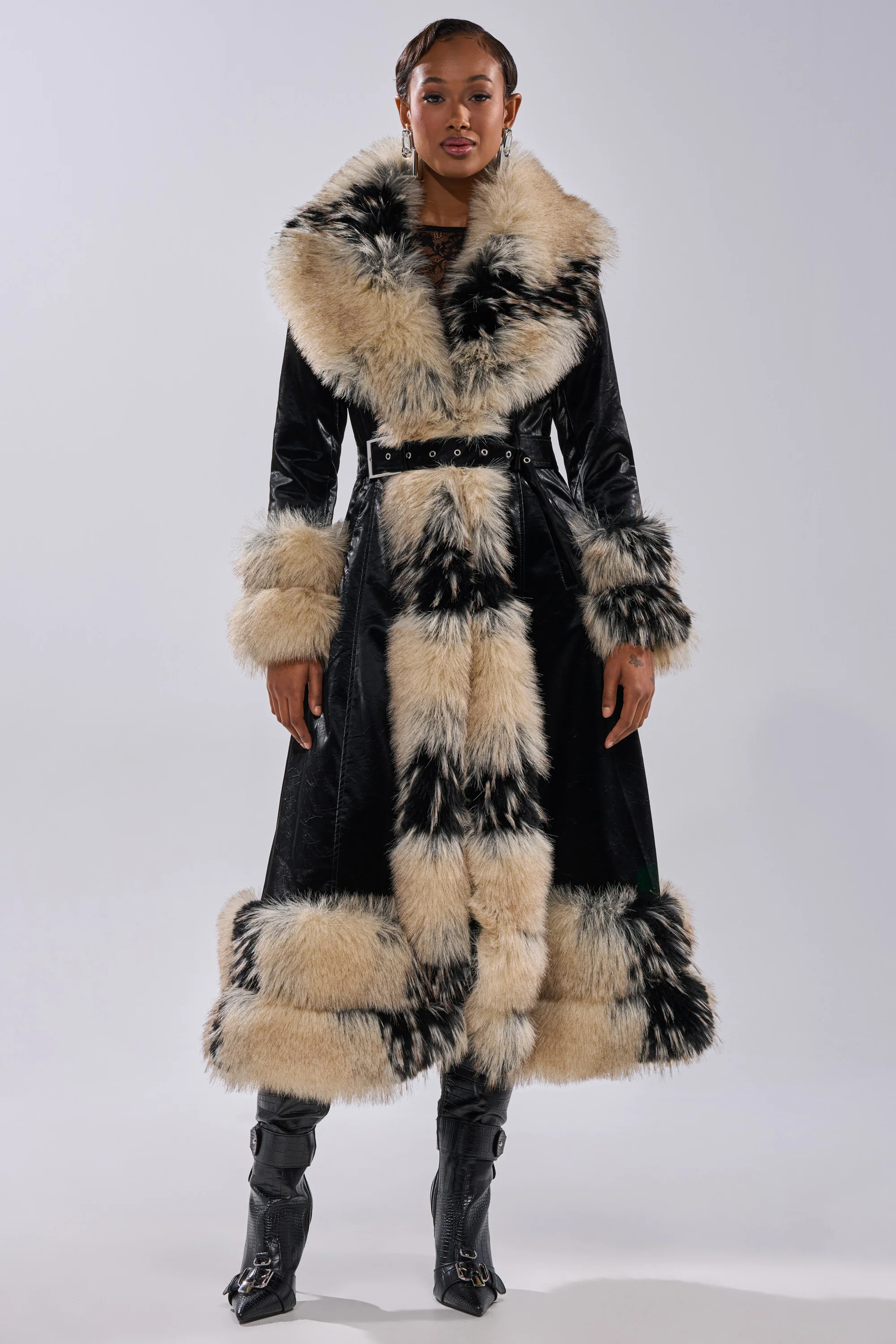 VIVIAN FUR TRIM TRENCH IN LIQUID VELVET - Image 12