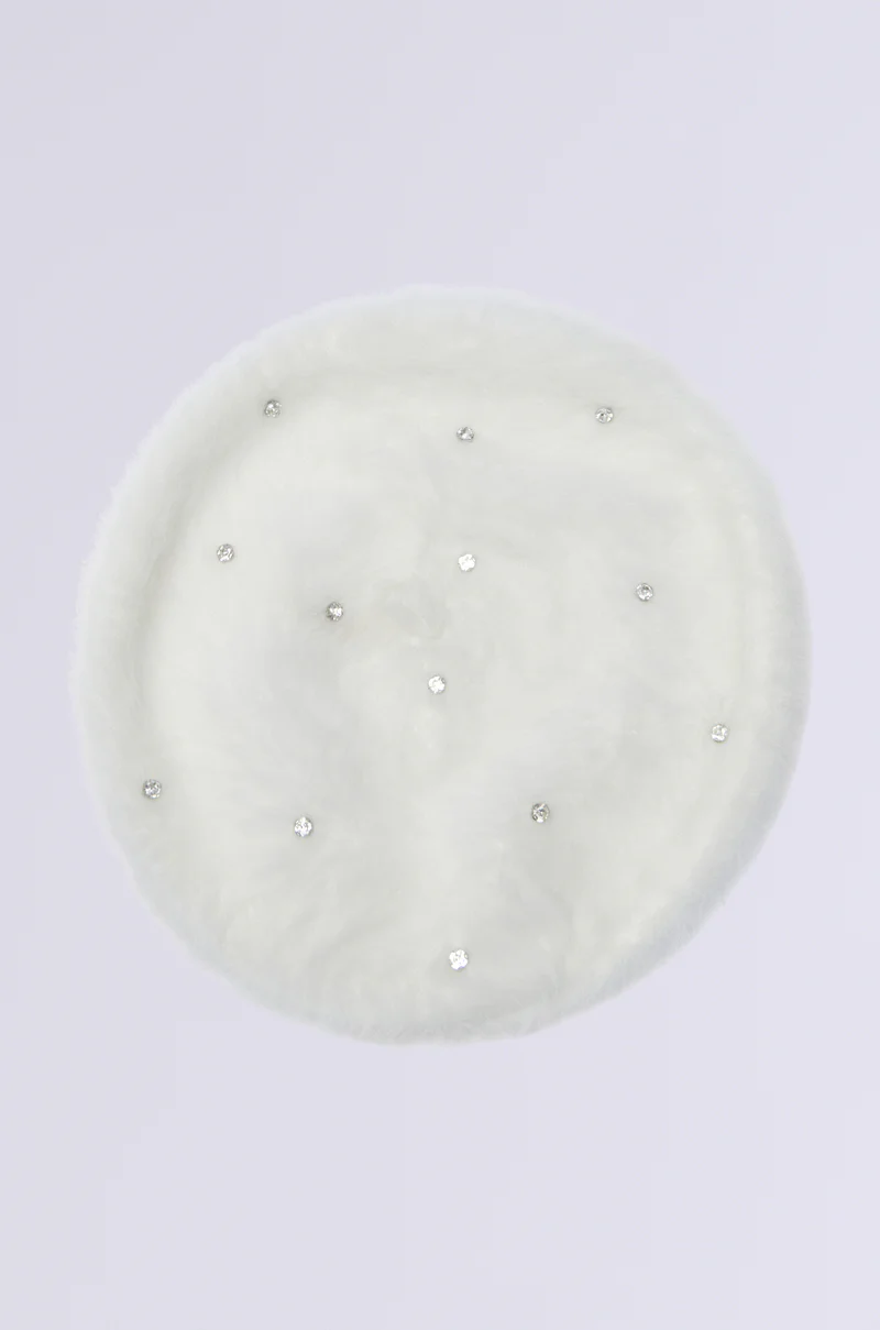 WHEN IN VERSAILLES BLING FUZZY BERET - Image 5