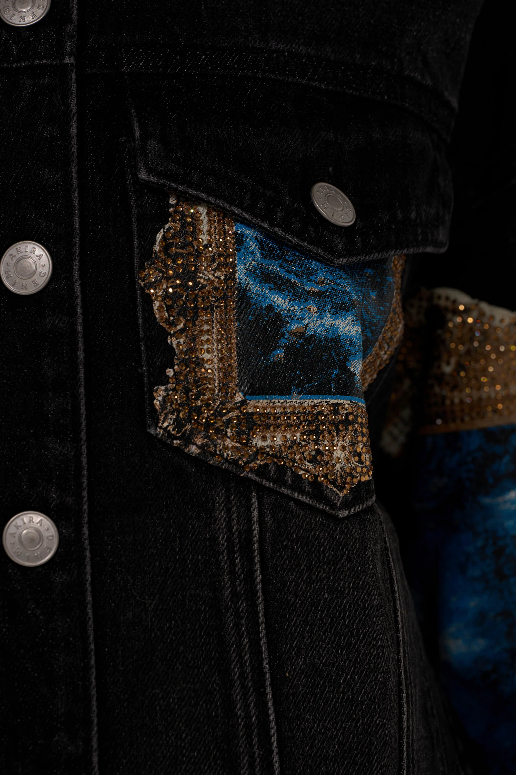 WORK OF ART GRAPHIC DENIM JACKET - Image 10