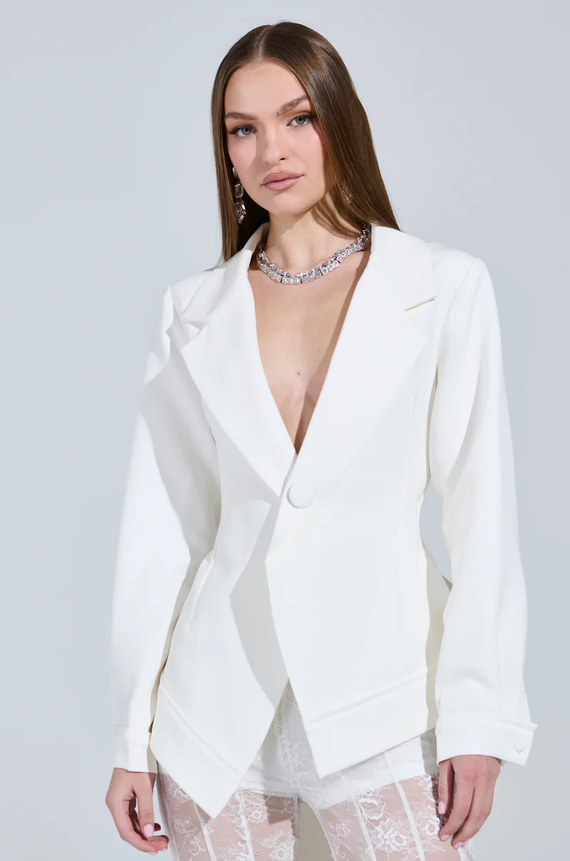 WRAPPED IN A BOW BLAZER IN WHITE
